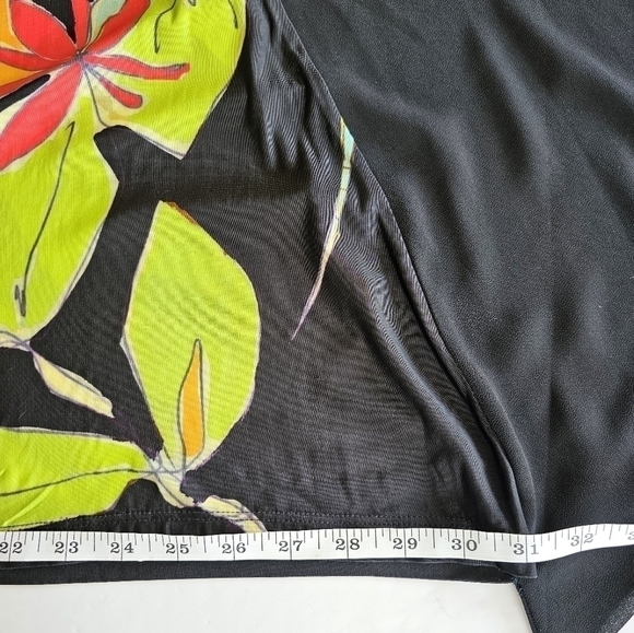 Save The Queen Flowy Viscose Black Floral Sheer Dolman Sleeve top Size Medium - Picture 10 of 16